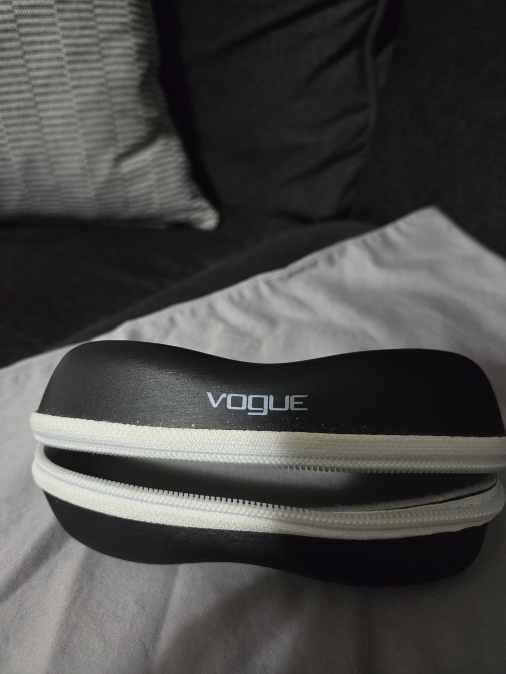 Vogue Black Gradient Wrap Women's Sunglasses with Case - Picture 6 of 10